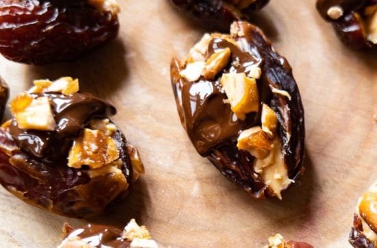 تمر محشي سنيكرز