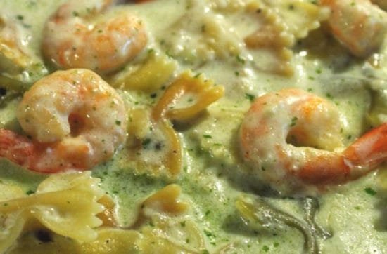 باستا بالكريمي بيستو و الجمبري