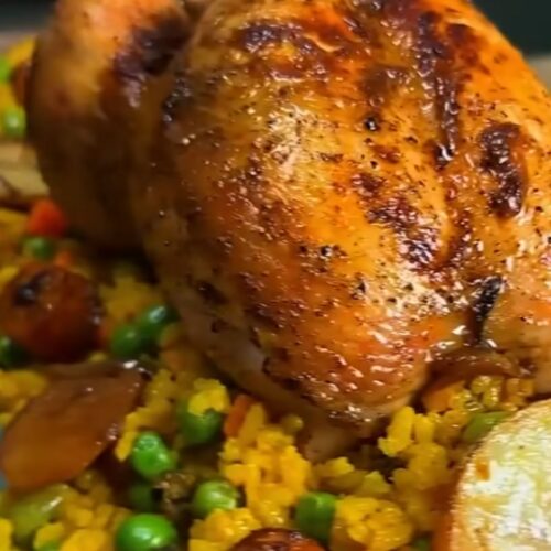 دجاج محشي بالأرز والبازلاء والجزر